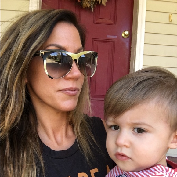 Meet your Posher, Misty - Picture 2 of 8